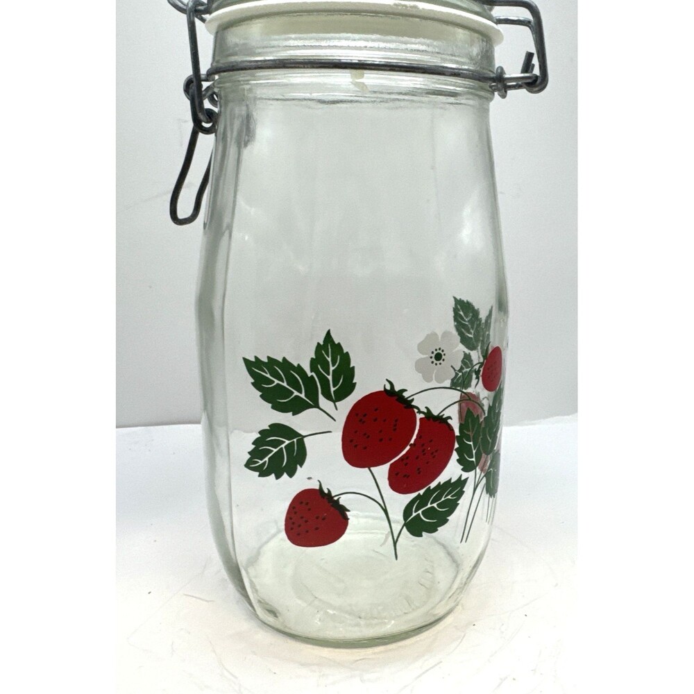 2 Carlton Glass Jar Canister 10” & 9” Bail Lid Strawberries 2 L 1.5 L USA - Picture 14 of 16